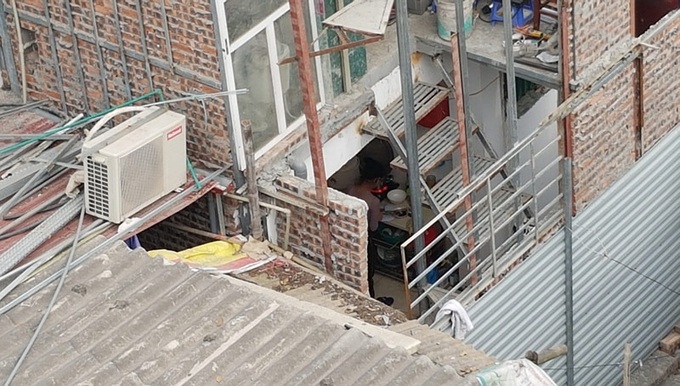 Homes extended onto Red River - 2 Homes extended onto Red River - 2