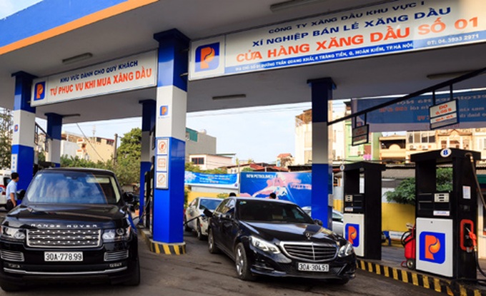 Vietnam to adopts higher-quality petrol standards - 1