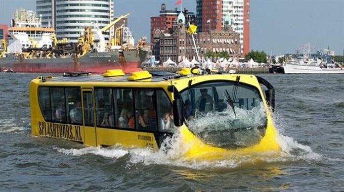 HCM City’s first river bus to be launched soon - 1