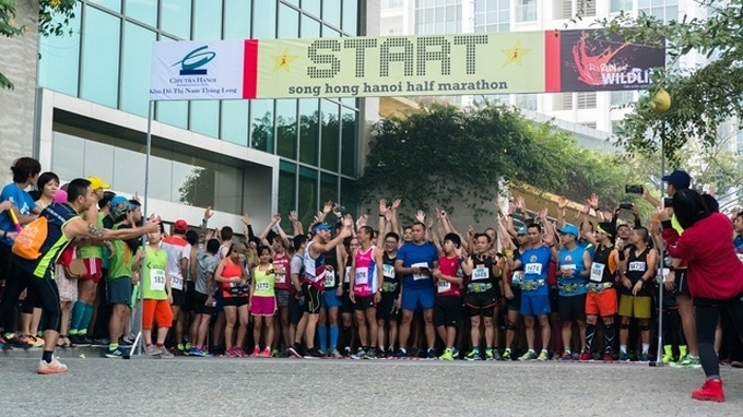 Over 600 people run for wildlife protection - 1