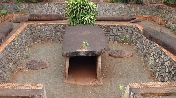 Dong Nai: 2,000 year old ancient tomb recognised as national special relic site - 1