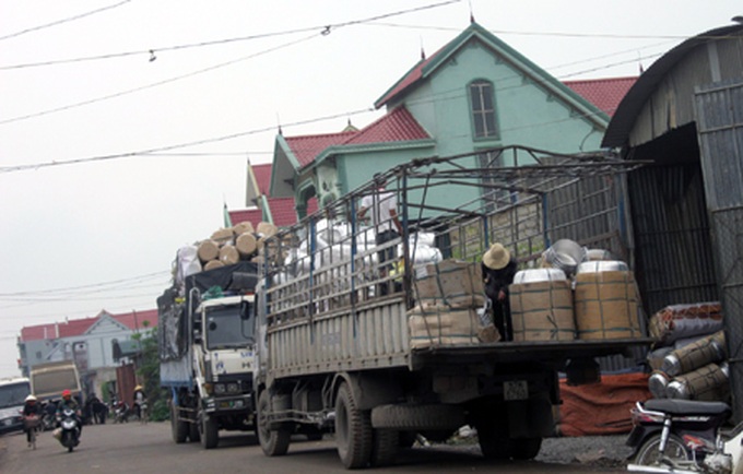 Commune turns trash into treasure - 11