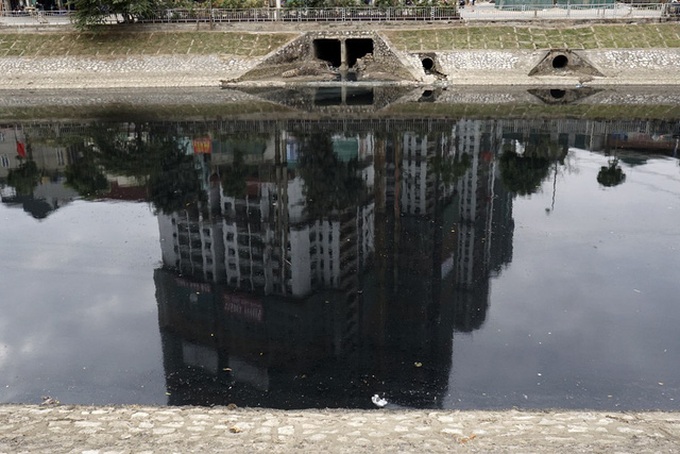 'Dead' rivers in Hanoi - 3 'Dead' rivers in Hanoi - 3
