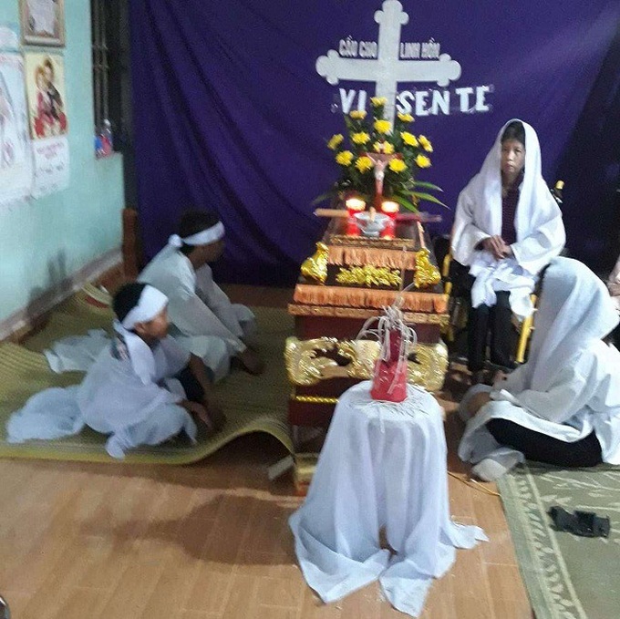 Three children face uncertain future after father's death - 2 Three children face uncertain future after father's death - 2