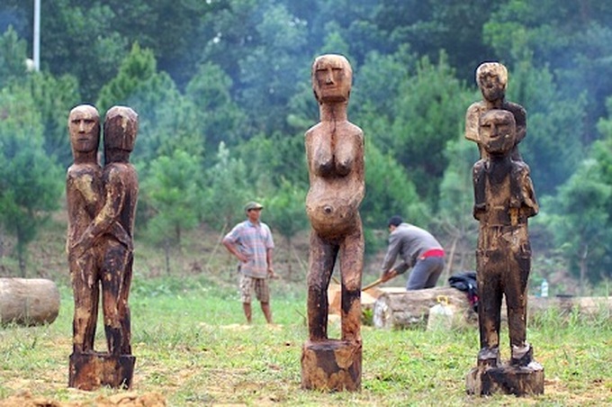 Ethnic funerary sculpture exhibition in Hanoi - 6 Ethnic funerary sculpture exhibition in Hanoi - 6