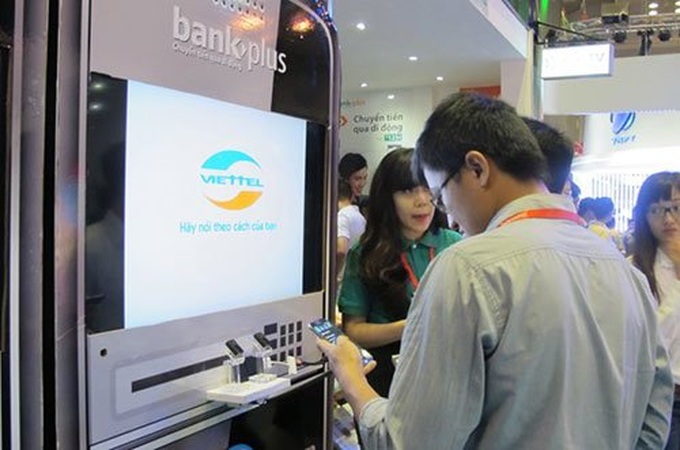 Viettel, VinaPhone switch to e-payment - 1