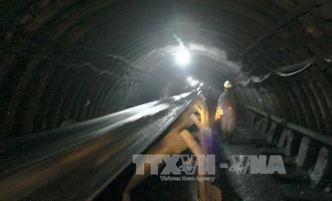 Vinacomin sets to sell 36 million tonnes of coal in 2018 - 1 Vinacomin sets to sell 36 million tonnes of coal in 2018 - 1