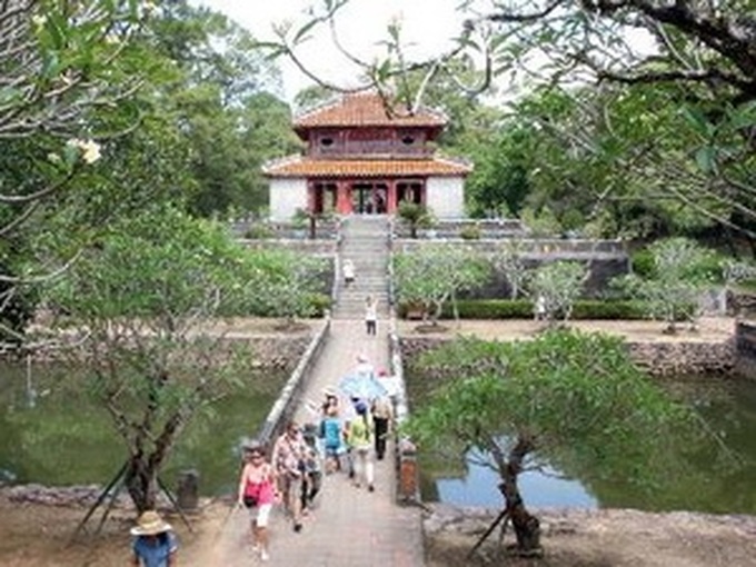 Vietnam welcomes 4.2 million international arrivals - 1 Vietnam welcomes 4.2 million international arrivals - 1