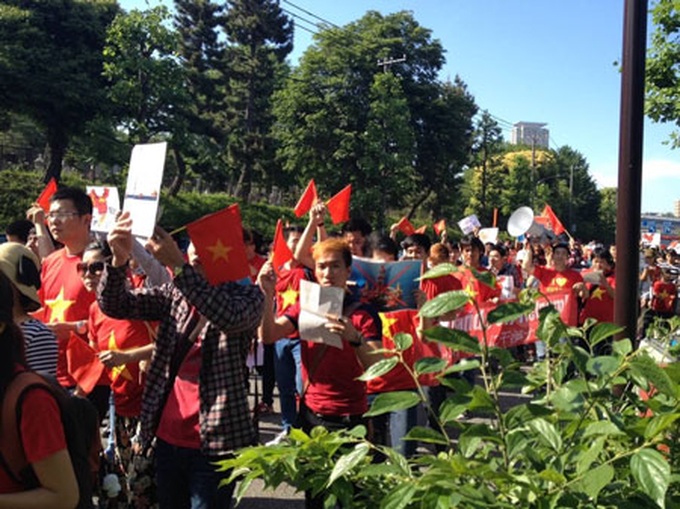 Overseas Vietnamese protest against Chinese oil rig - 3 Overseas Vietnamese protest against Chinese oil rig - 3