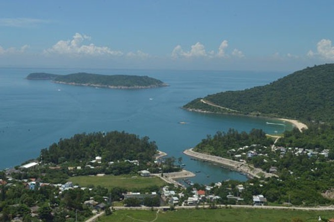 Cham Islands threatened by careless tourism - 1