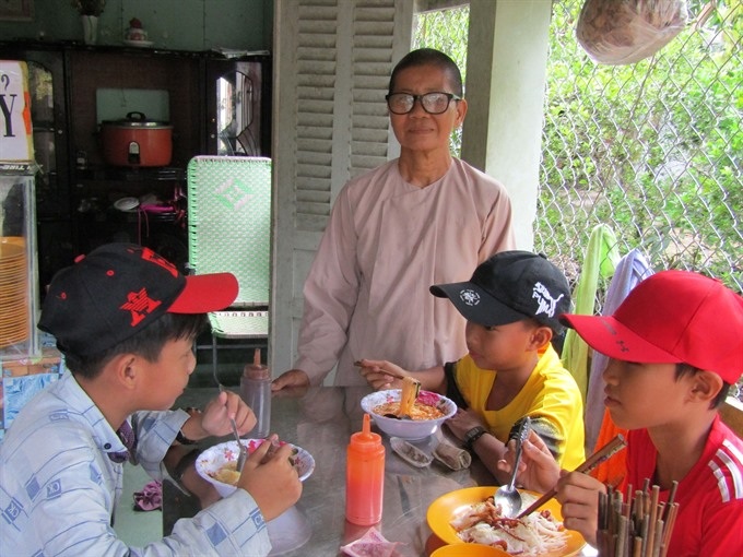 Islet eatery offers good food for soul - 1 Islet eatery offers good food for soul - 1