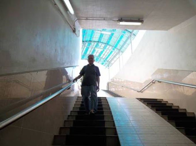 Expensive pedestrian tunnels remain neglected - 2