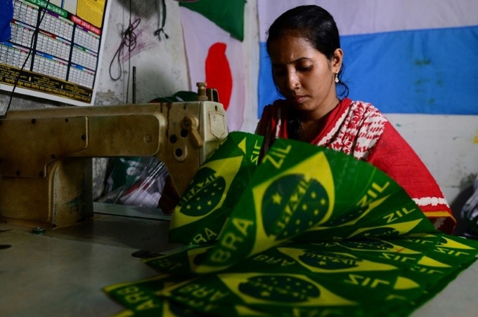 World Cup fever causes sleepless nights for Bangladesh flagmakers - 1 World Cup fever causes sleepless nights for Bangladesh flagmakers - 1