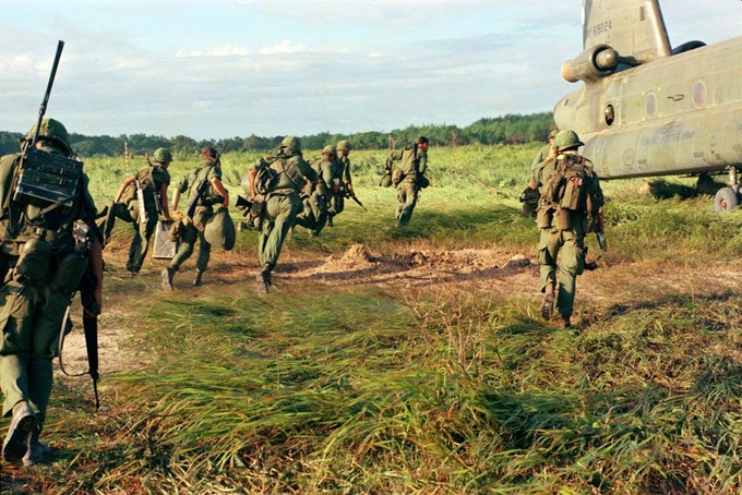A soldier's story: Rare images of Vietnam War - 8