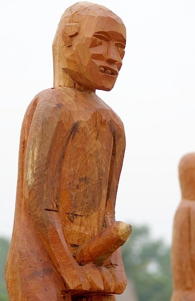 Ethnic funerary sculpture exhibition in Hanoi - 13 Ethnic funerary sculpture exhibition in Hanoi - 13