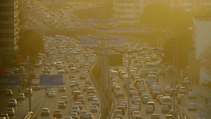 Cleaner air would save two million lives a year: study - 1