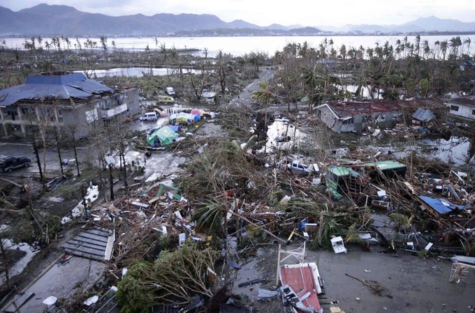 Philippine typhoon death toll could reach 10,000 - 1 Philippine typhoon death toll could reach 10,000 - 1