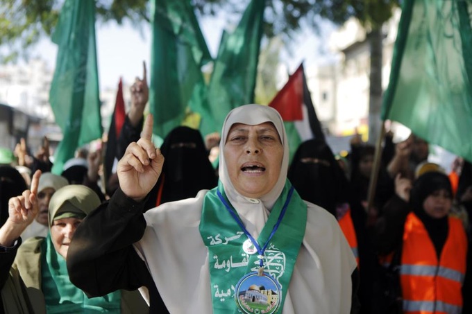 Palestinian war of words mars Arafat anniversary - 1