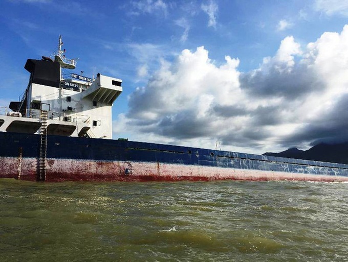 10 cargo ships sunk by Damrey - 3 10 cargo ships sunk by Damrey - 3