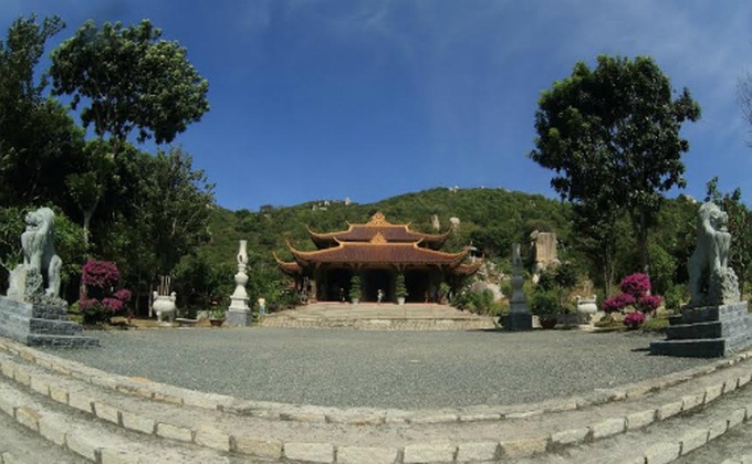 The most famous pagodas in Vung Tau - 5