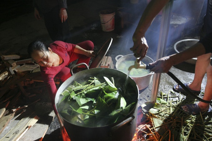 Making Chung Cake warms up neighbourhood - 8 Making Chung Cake warms up neighbourhood - 8