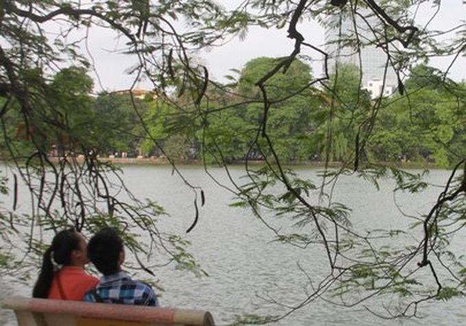 Romantic autumn in Hanoi - 1 Romantic autumn in Hanoi - 1