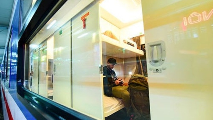 Hanoi Railway increases seats for upcoming national holidays - 1