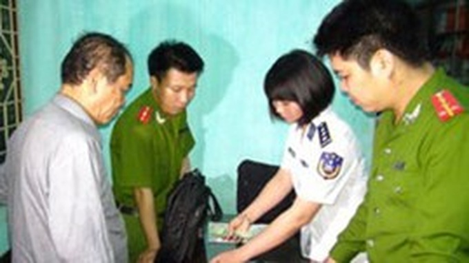 Police break up trans-national drug trafficking ring - 1