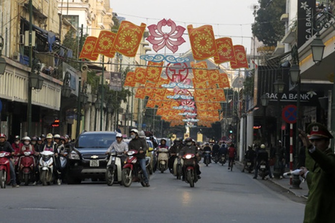 Hanoi prepares for Tet - 7