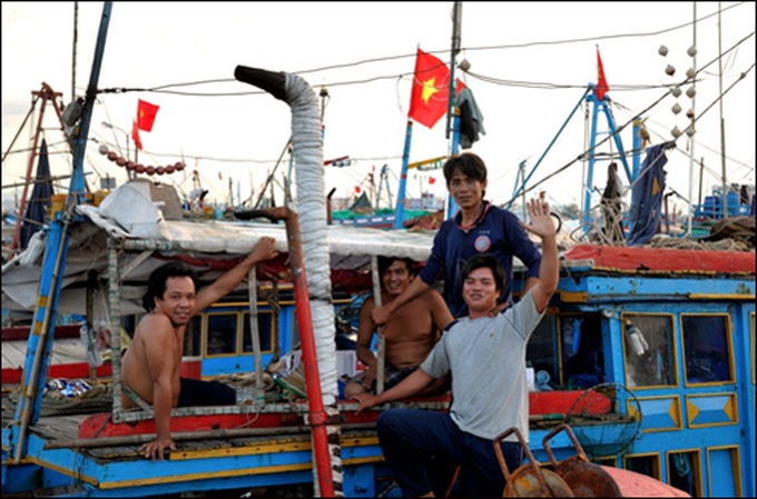 Japanese journalist opens photo exhibition on Hoang Sa - 6