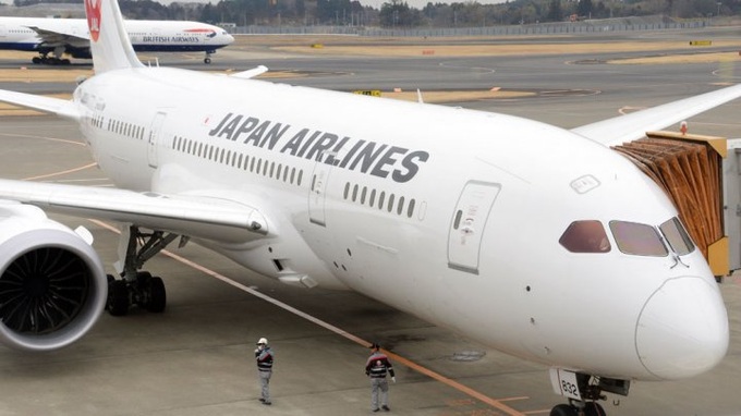 Japan Airlines Dreamliner grounded due to battery problem - 1