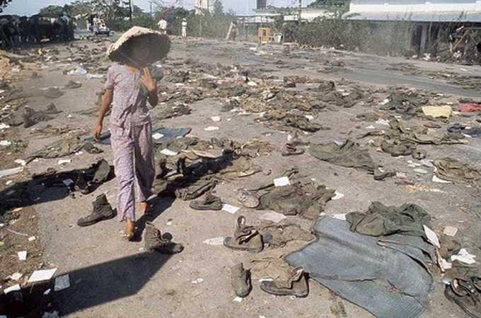 Foreign reporters recorded historic moments of Reunification Day - 10 Foreign reporters recorded historic moments of Reunification Day - 10