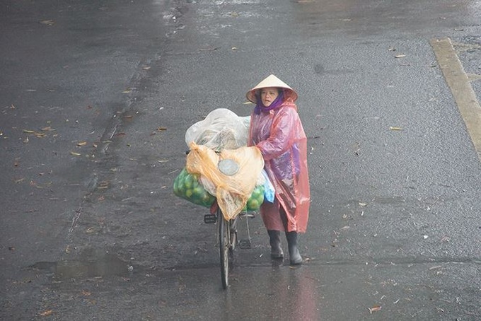 Life in Hanoi in new cold spell - 7