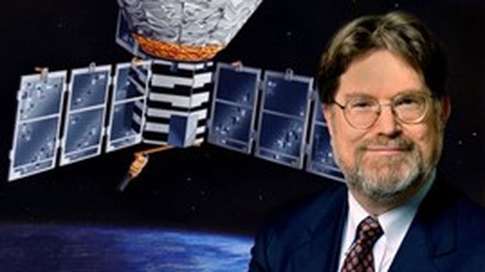 Nobel laureate holds exchange with Vietnamese students - 1