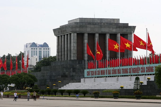 Colourful Hanoi on National Holiday - 8