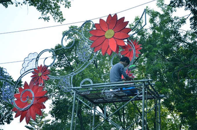 Cities smarten up for western New Year - 5 Cities smarten up for western New Year - 5