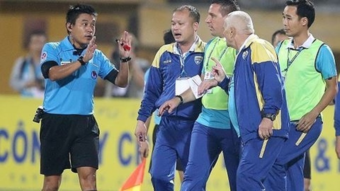 Four Vietnamese referees recognised for FIFA’s Elite level - 1