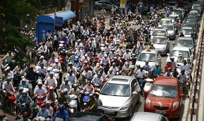Hanoi approves motorbike ban - 1