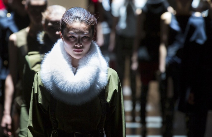 The sound of NY Fashion Week: smartphones snapping - 1