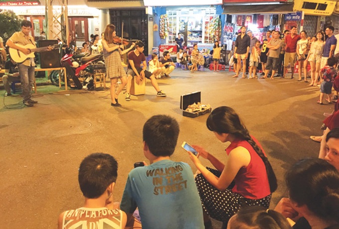 Registration required for Hoan Kiem street performances - 1