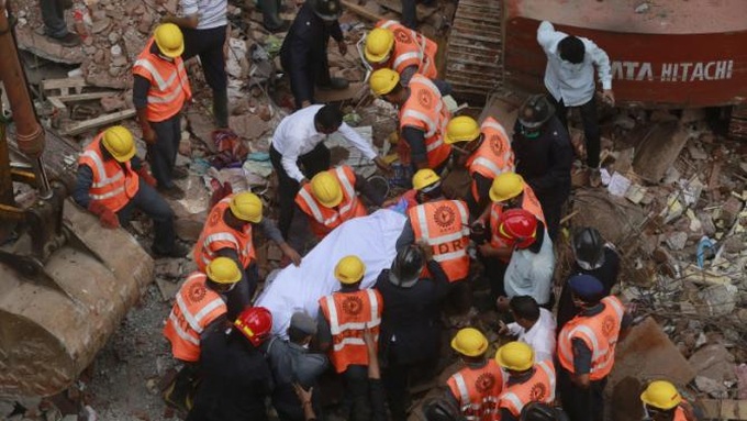 Building collapses outside Mumbai after heavy rain; 12 dead - 1