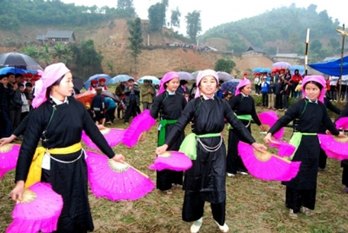 Tay ethnic dancing recognised as national intangible cultural heritage - 1 Tay ethnic dancing recognised as national intangible cultural heritage - 1