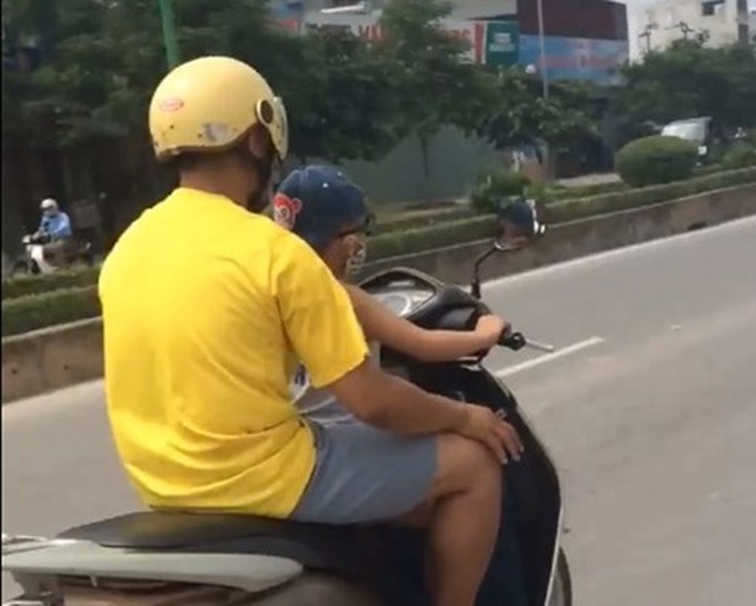 Father fined for letting 6 year-old drive motorbike - 1