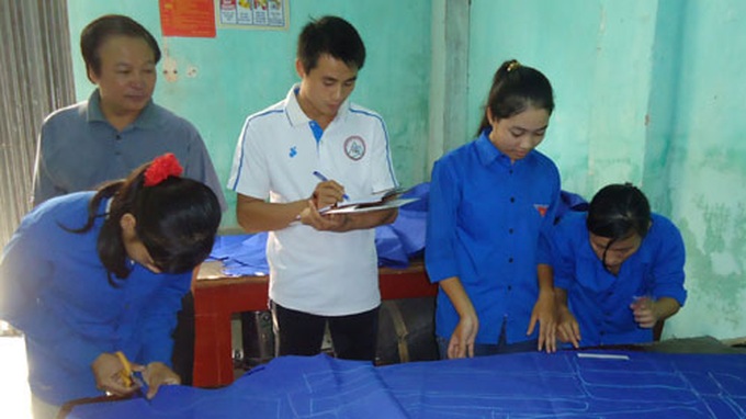 Young people facing high unemployment - 1