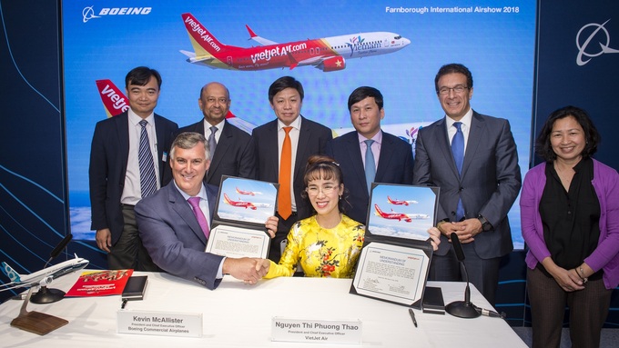 Vietjet buys 100 new Boeing aircraft - 1