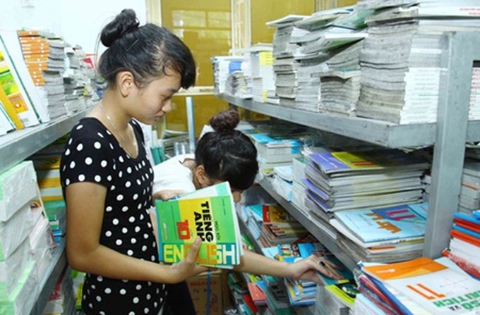 Parents choose domestically made school supplies - 1