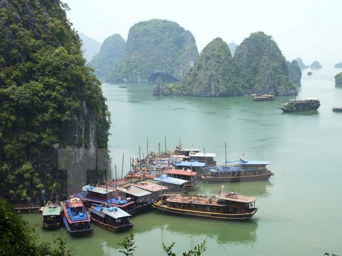 Ha Long Bay among top 15 most amazing rock formations - 1 Ha Long Bay among top 15 most amazing rock formations - 1