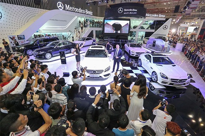 Vietnam a growing market for luxury cars - 1