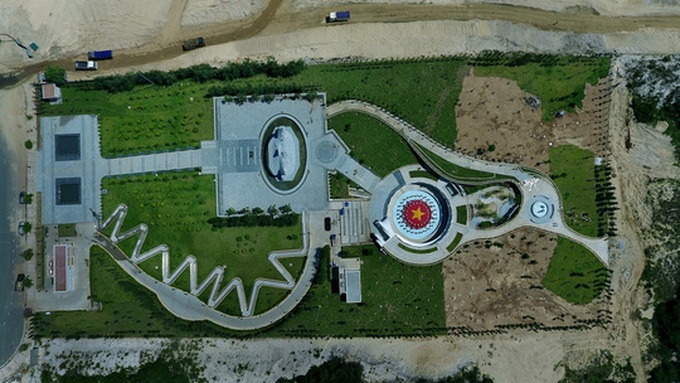 South Reef memorial site opens - 3