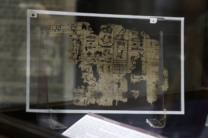 Oldest Egyptian writing on papyrus displayed for first time - 1 Oldest Egyptian writing on papyrus displayed for first time - 1